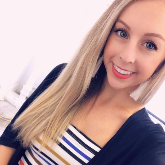 2 tassel earrings - white & black matching set‼️ - Picture 3 of 3